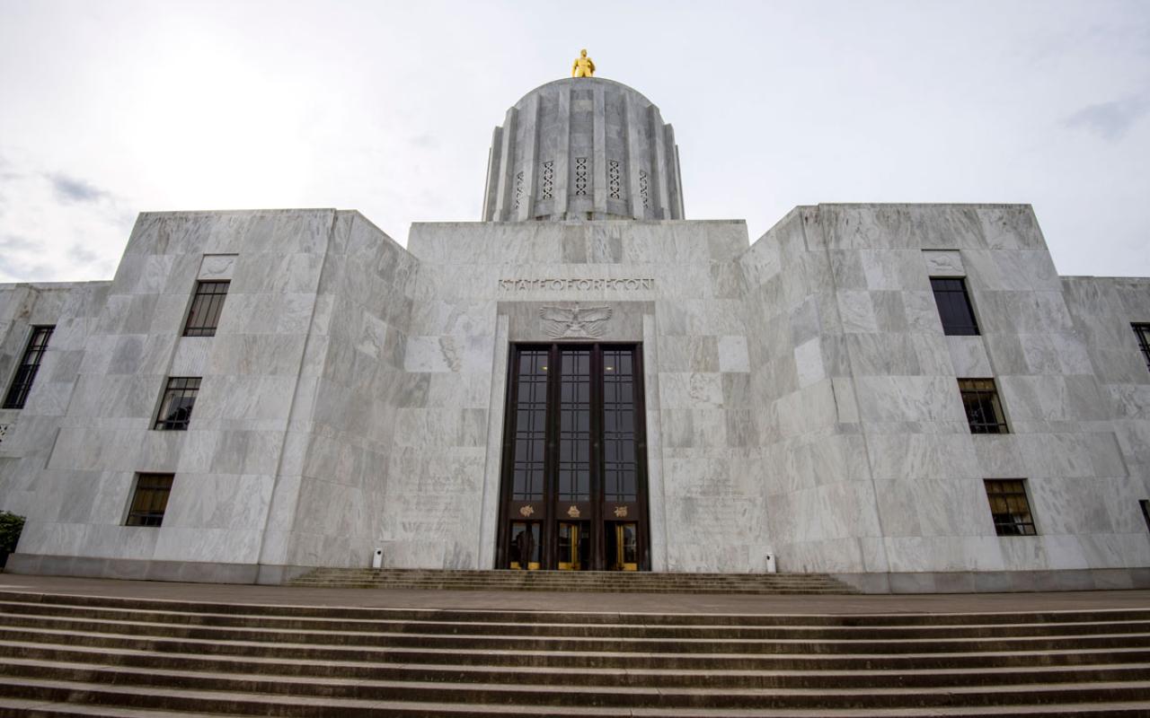 Photo: Oregon State Capitol Building